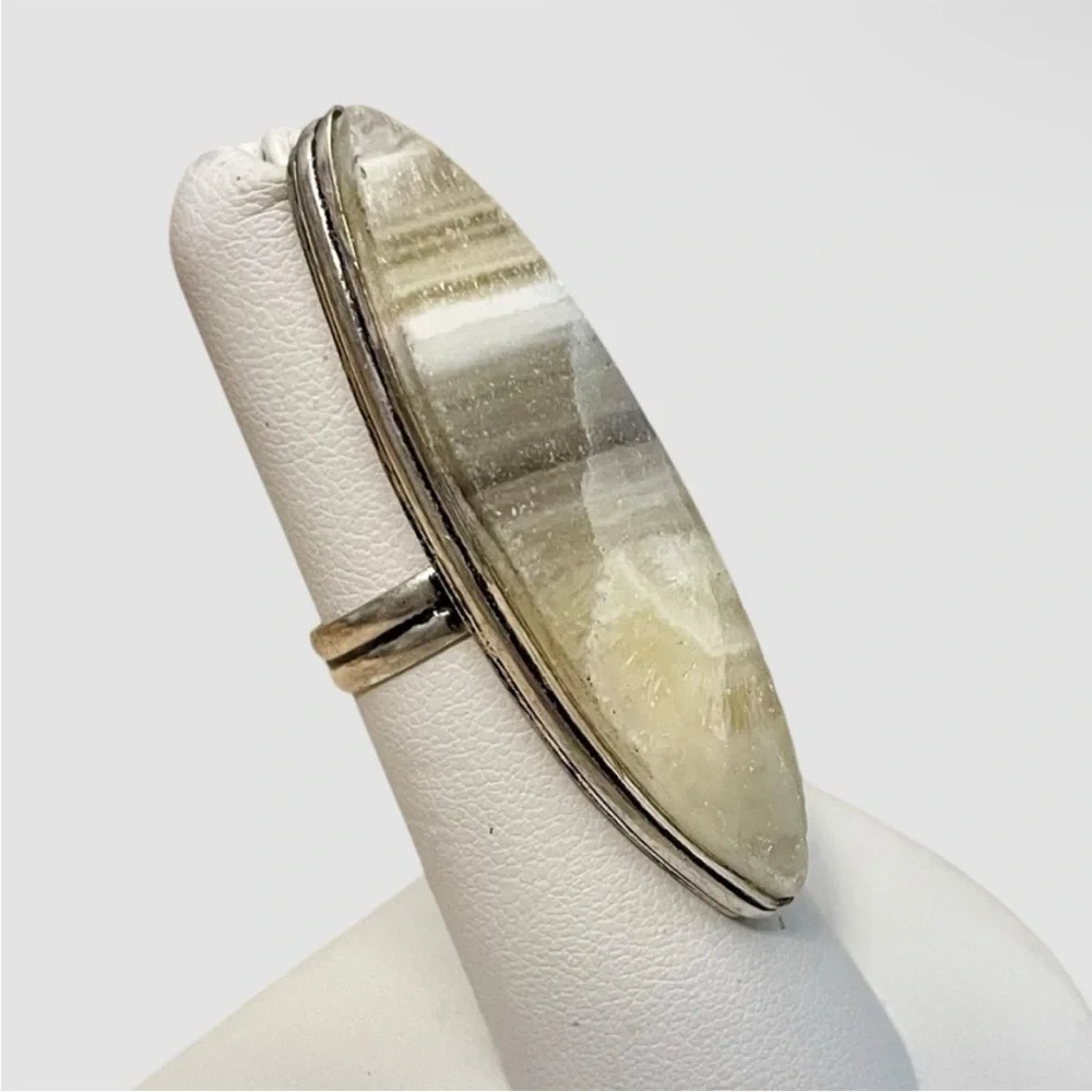 Laguna Lace Agate Gemstone Ring Size 6 - Picture 4 of 10
